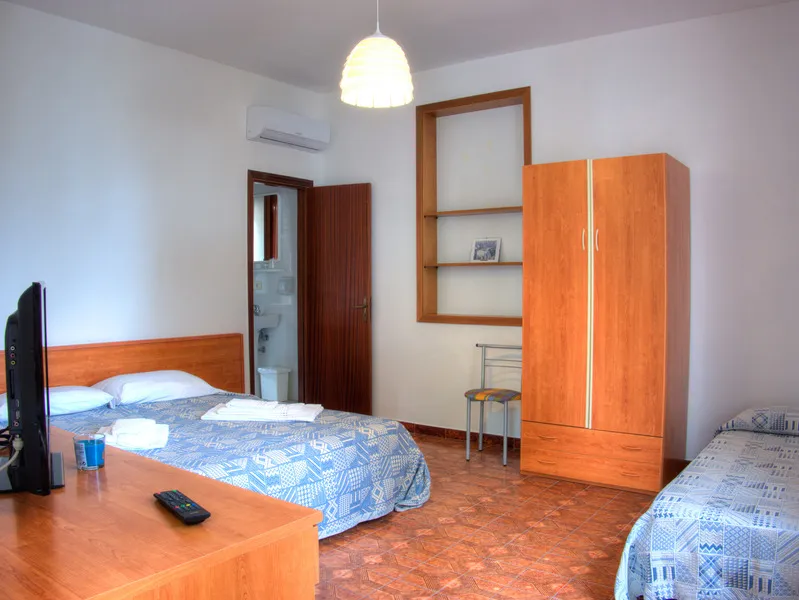 TRIPLE SEA VIEW Room, Hotel Capo Baia Verde, Catania