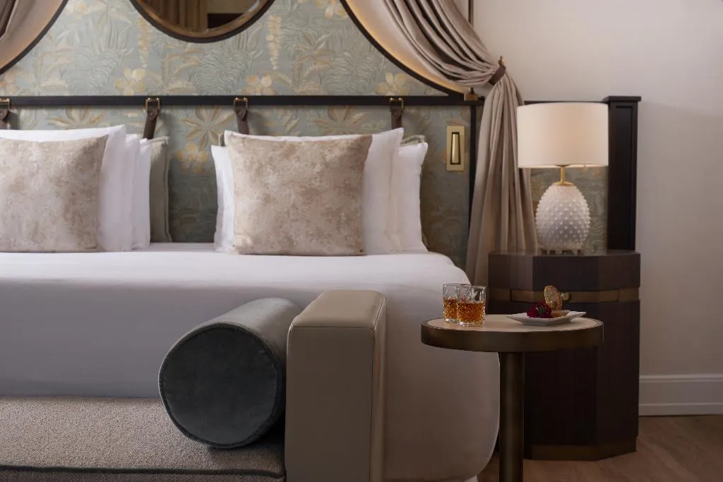 JUNIOR SUITE WITH TERRACE WITH VIEWS Room, Porta Rossa Hotel Firenze Colbert Collection, Florence