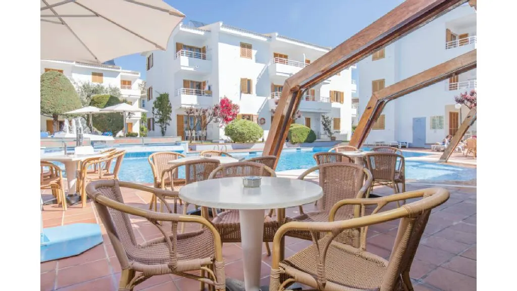 Pool, Flora, Majorca