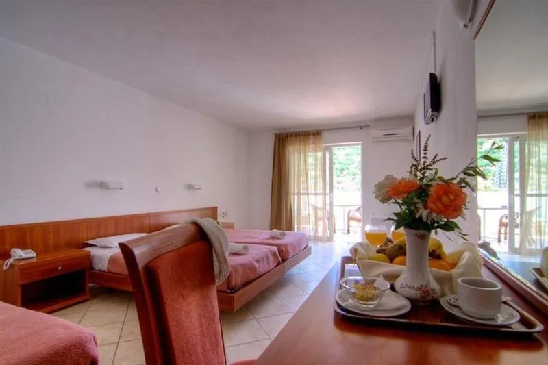 Room, Xidas Garden, Crete