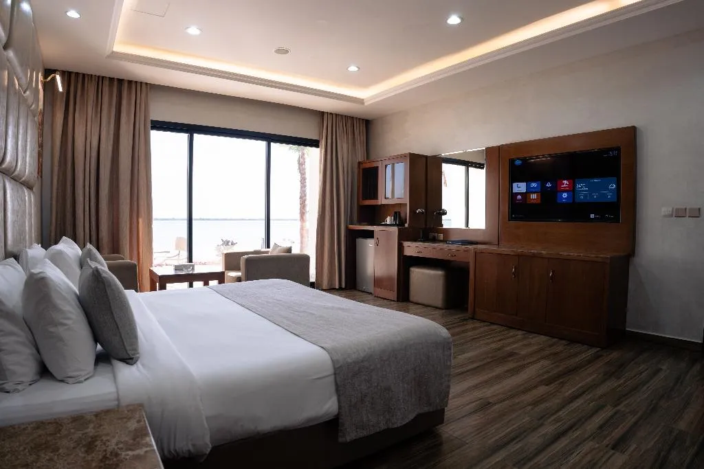 DOUBLE DELUXE SEA VIEW Room, Palma Beach Resort & Spa, Dubai