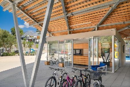 Medora Orbis Luxury Homes & Camping, Split