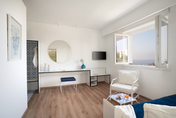 Domo 20 Hotel Rooftop, Naples