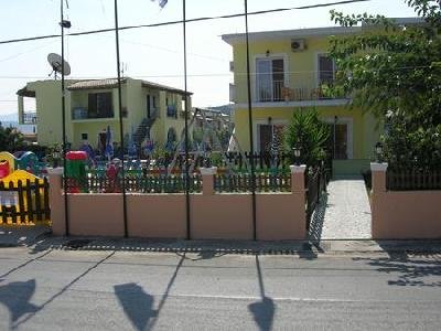 Amadeus Hawaii Studios Apts, Corfu
