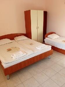 Larisa 1and 2, Bourgas