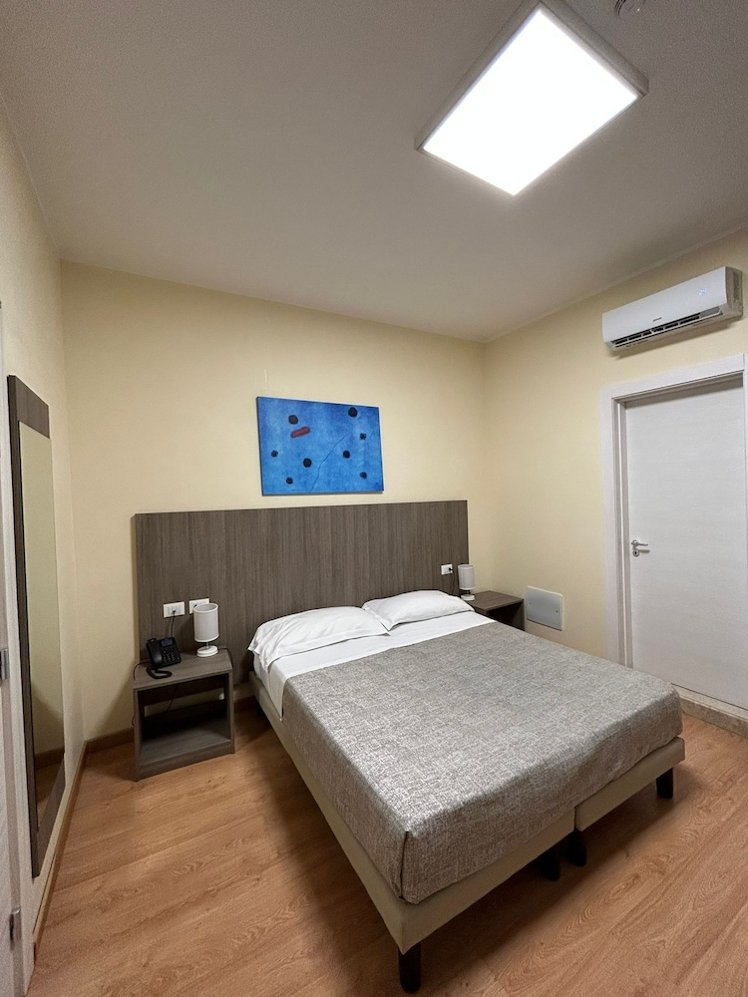 55 Aira Hotel, Palermo