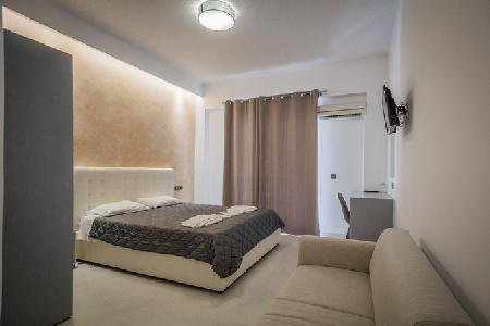 Paradise Hotel, Zante