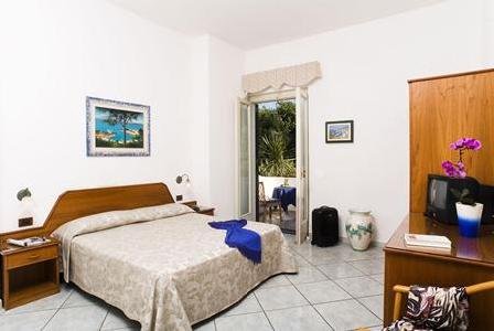 Akron Ariston Suites, Santorini