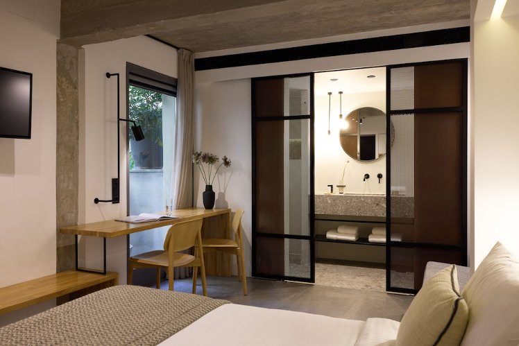 Innathens Hotel, Athens