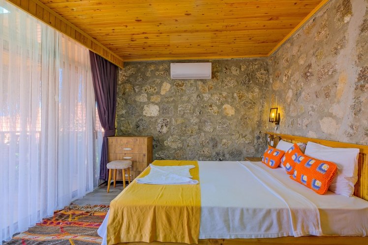 Faralya Yörük Evi, Dalaman