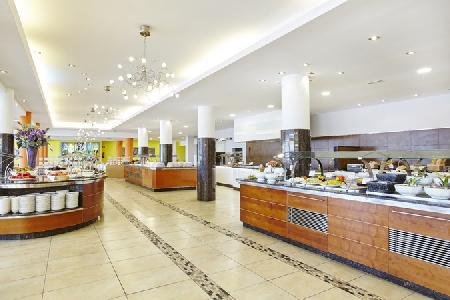 Monaco Hotel, Kavaje