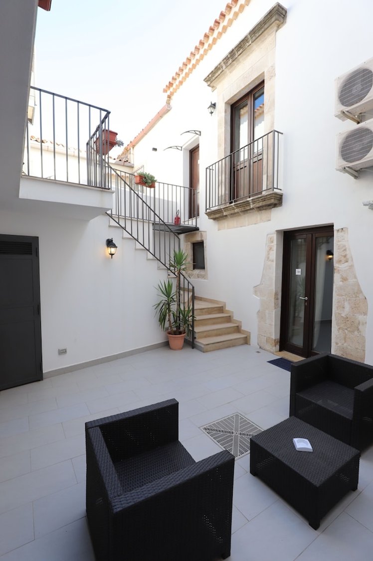Atrio B&B, Catania