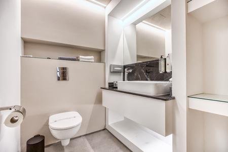 JL Hotel, Malta