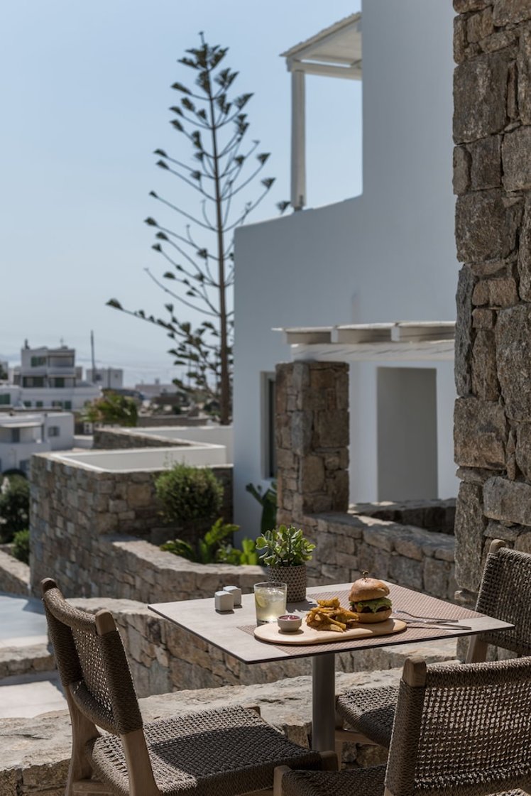Arocaria, Mykonos
