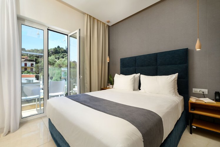 Ray Hotel, Corfu
