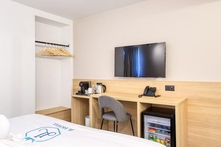 JL Hotel, Malta