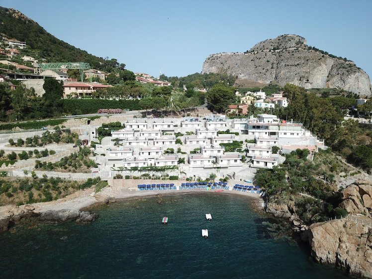 blue bay cefalù, Palermo