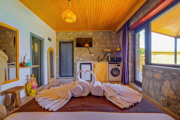 Faralya Yörük Evi, Dalaman