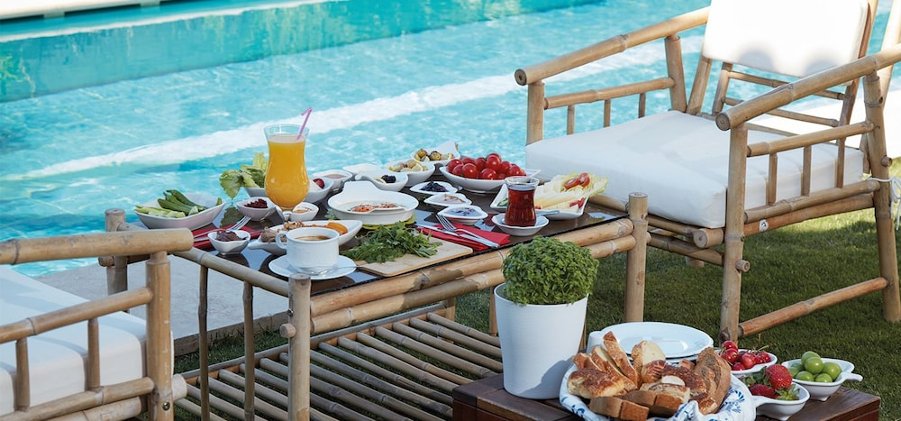 On Oda Otel, Izmir