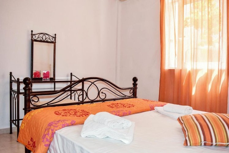 Ostria's House, Kefallinia