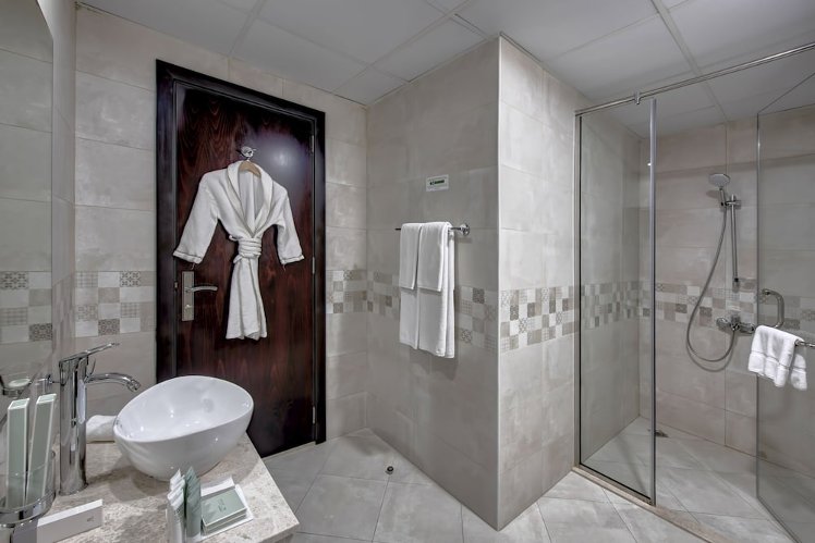 Royal Regency Suites Dubai Marina, Dubai