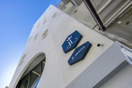 JL Hotel, Malta