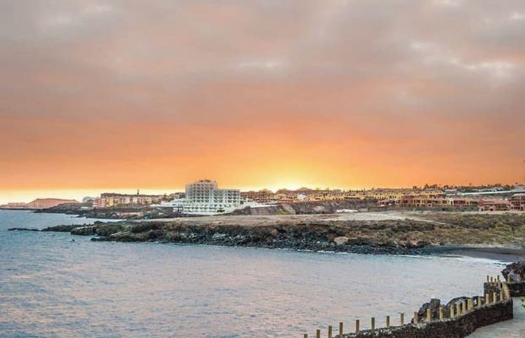Riva Guest House Los Abrigos, Tenerife