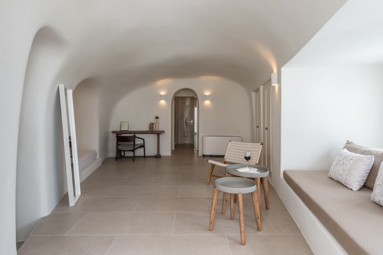 Oia Castle Luxury Suites, Santorini
