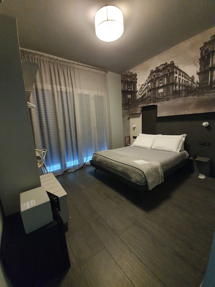 Alma Hotel, Palermo