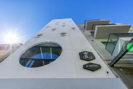 JL Hotel, Malta