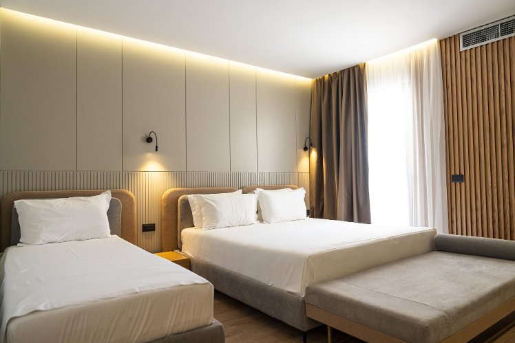 Henry Resort & Spa, Kavaje