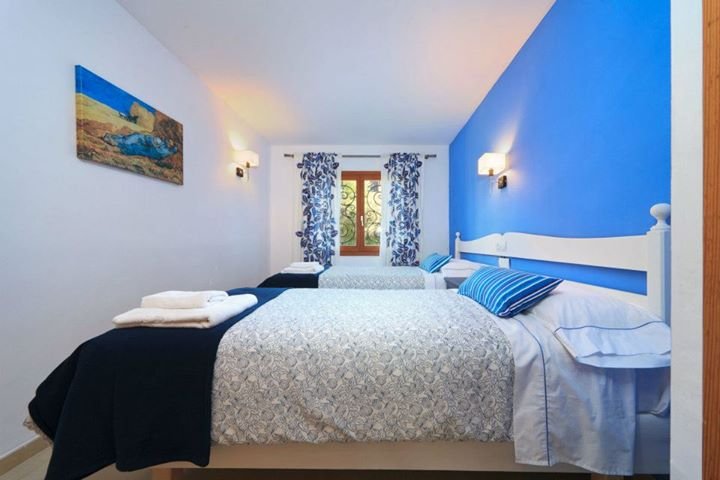Exterior, Leo Apts., Majorca
