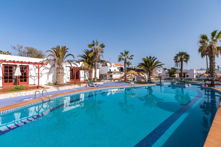 Bungalows Castillo Club Lake, Fuerteventura