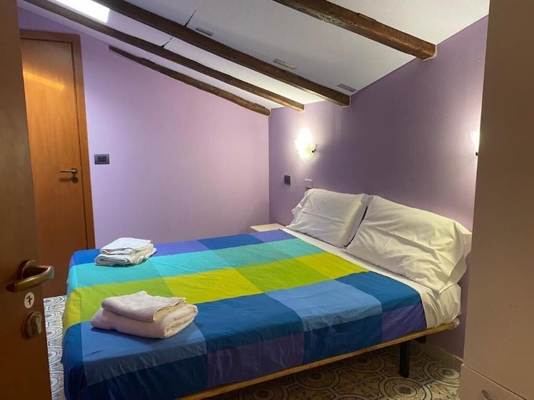 Bed & Breakfast PHENICUSA, Catania