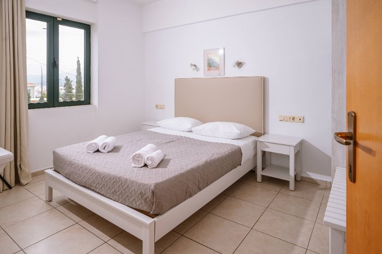 Dionysos Hotel Apartments & Studios, Crete