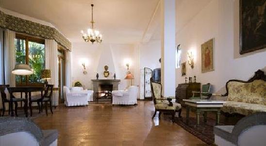 La Villarosa Terme, Naples