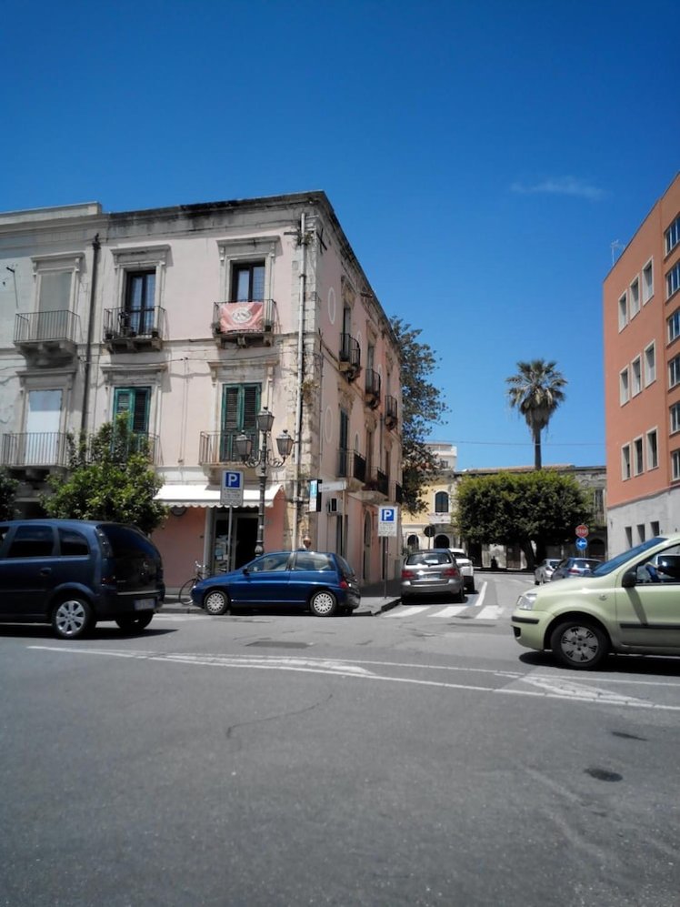 Bed & Breakfast PHENICUSA, Catania