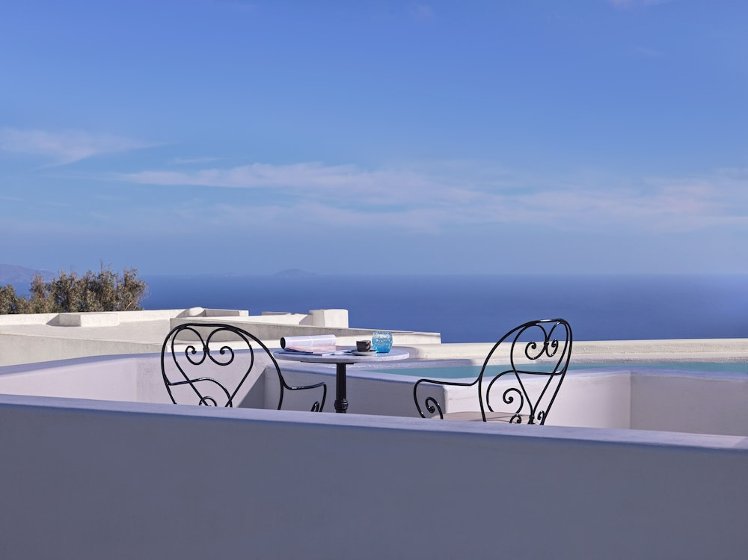 La Maltese Estate, Santorini