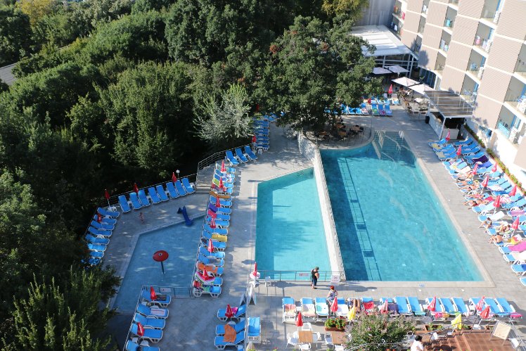Slavey, Varna