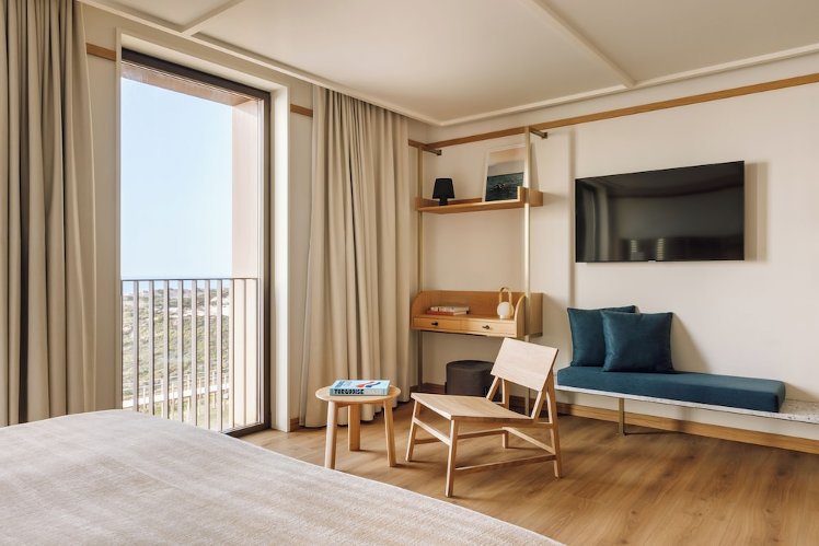 Aethos Ericeira, Lisbon