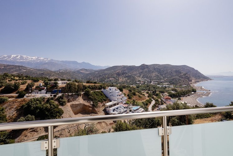 Areti, Crete