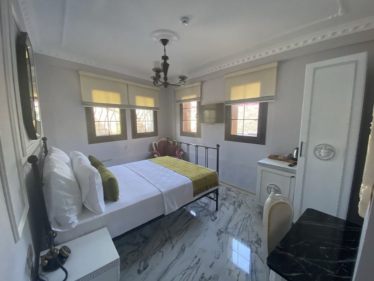 Villa Ephesus, Izmir