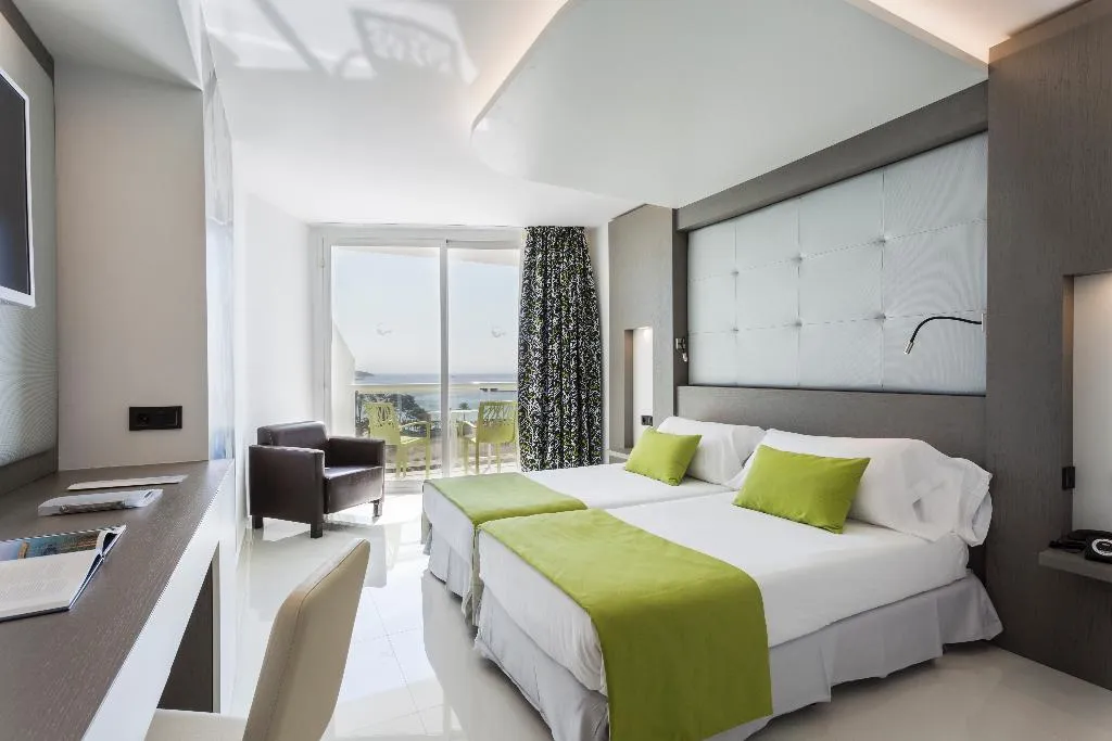 DOUBLE SINGLE USE WITH AIR CONDITIONING Room, Sirenis Hotel Tres Carabelas & SPA, Ibiza