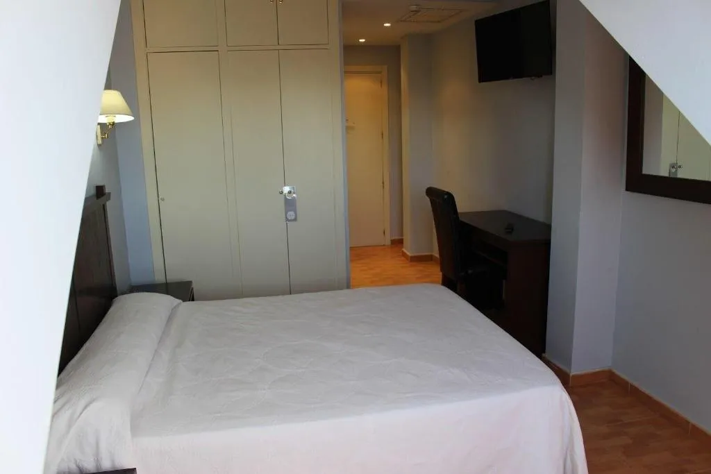 Room, Apartahotel Villa De Parla, Madrid