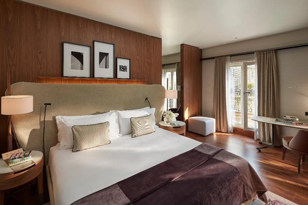 SUITE WITH TERRACE Room, Mandarin Oriental Milan, Milan