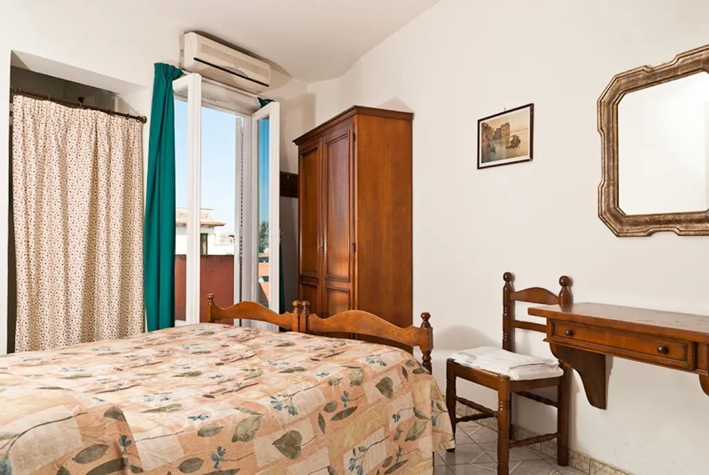 SINGLE STANDARD Room, Hotel Del Postiglione, Naples