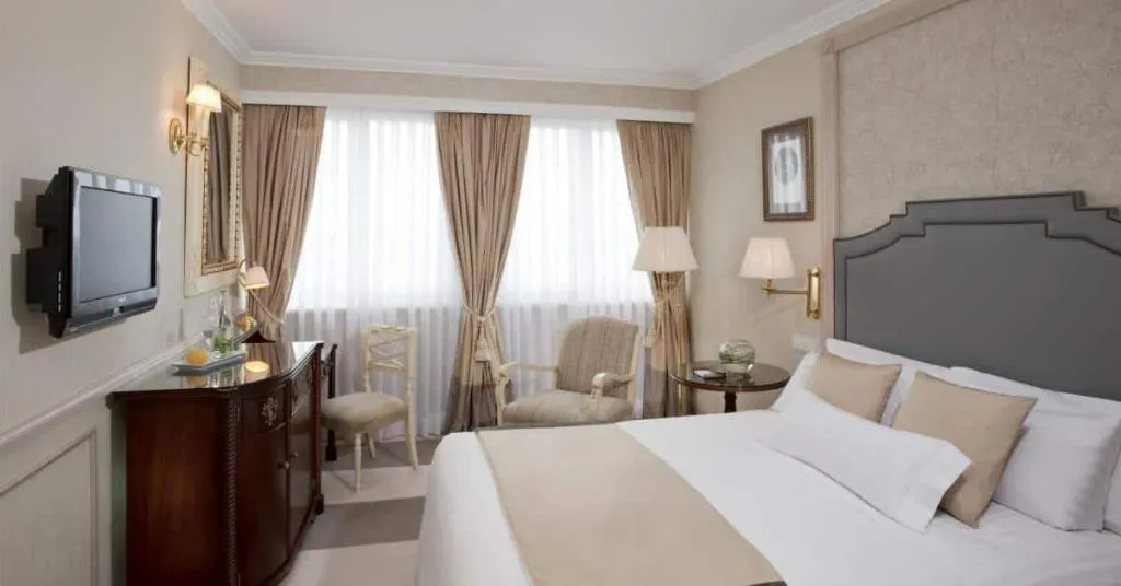 Room, Melia Castilla, Madrid