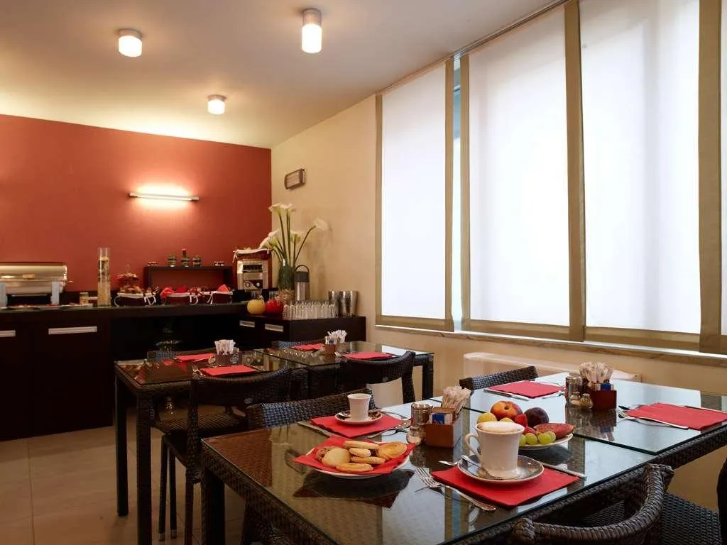 Restaurant, Montini, Milan