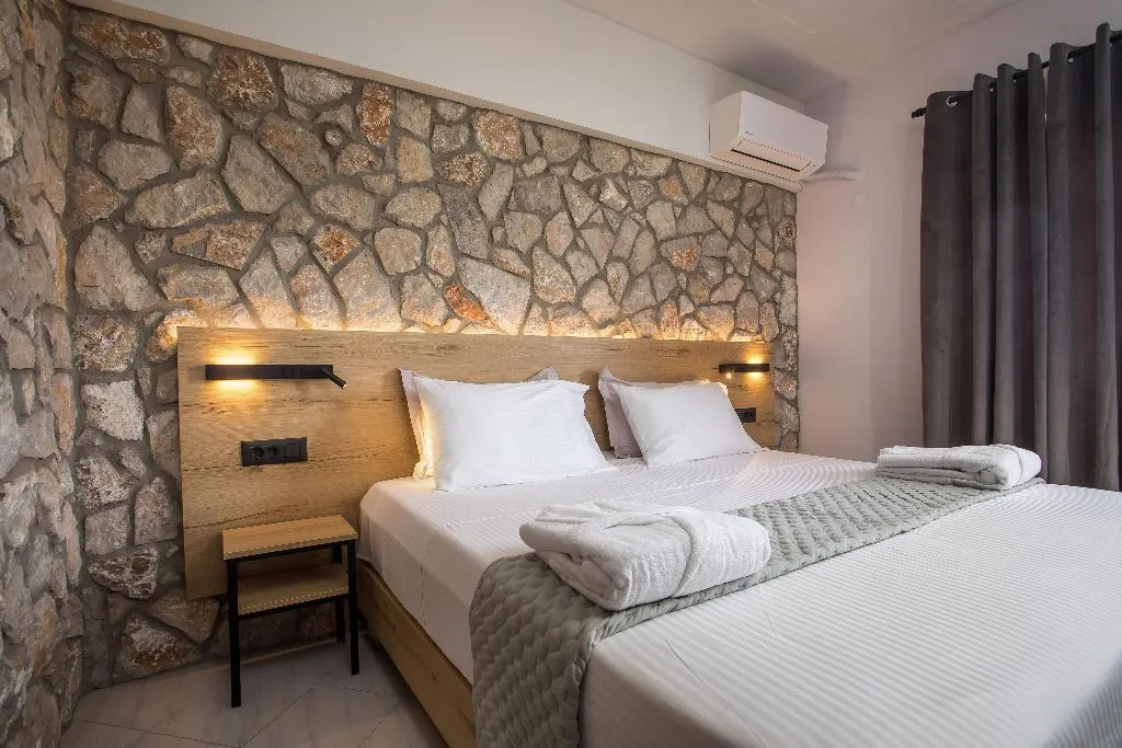 Room, Jimmys Garden, Rhodes
