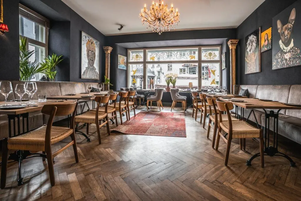 Restaurant, Hotel St Petersbourg, Tallinn